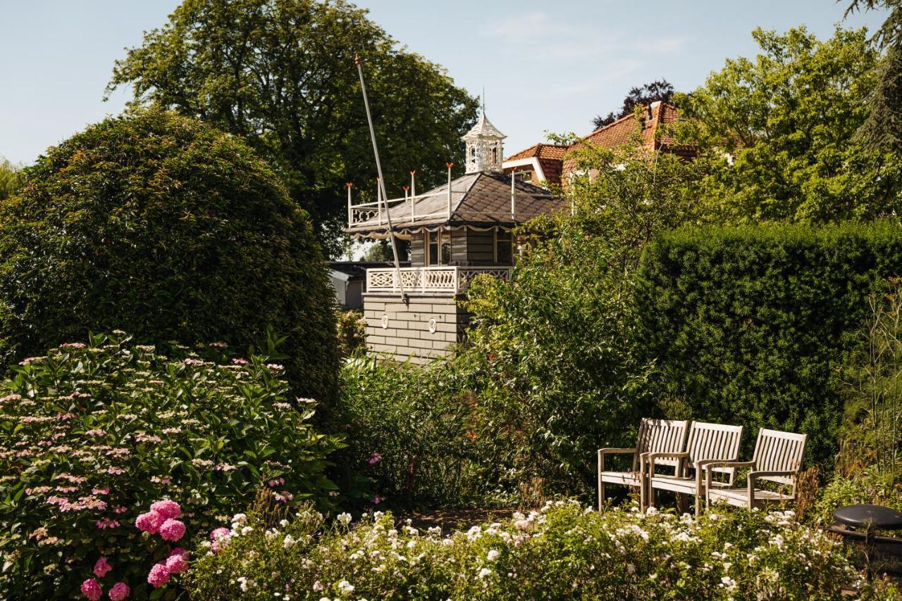 Inn On The Lake Broek in Waterland Exterior photo