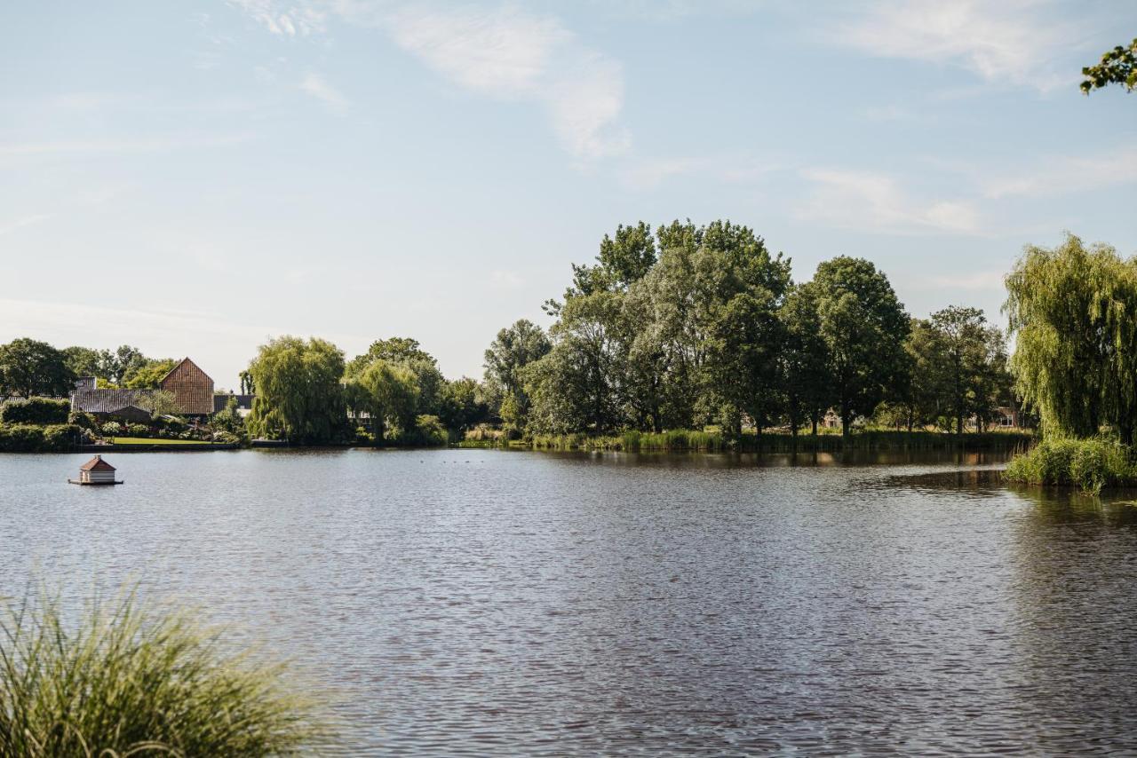 Inn On The Lake Broek in Waterland Exterior photo